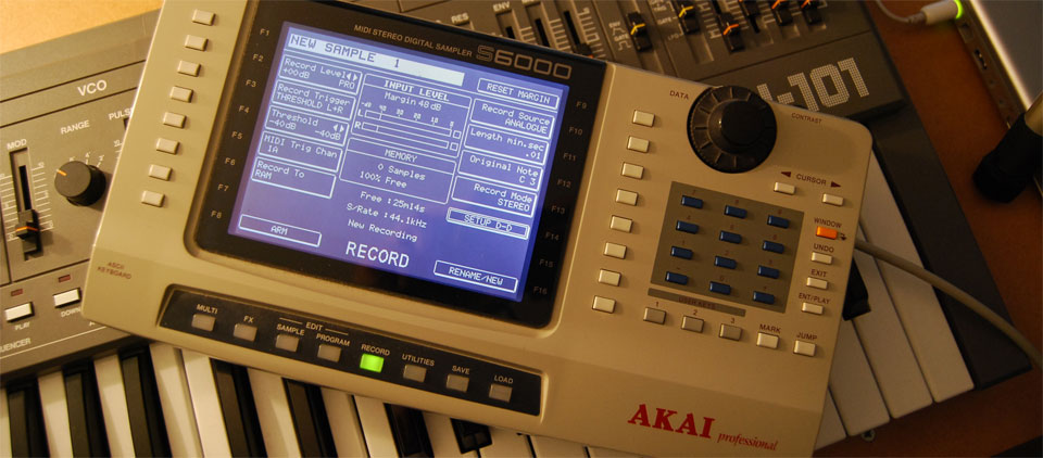 Akai sampler